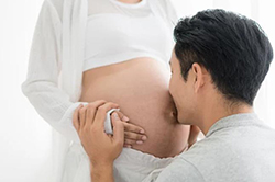 常州怀孕如何办理亲子鉴定最简单方便，常州孕期亲子鉴定收费情况